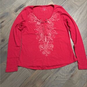 Sonoma Women's Red Long Sleeve Tee with Floral Design